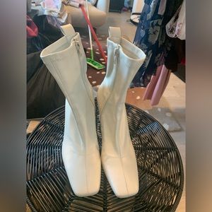 Only warn once zara  ! Its a size 8